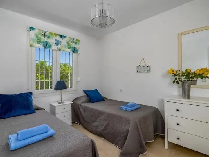 Villa Angel - La Cala Di Mijas - 4 Bedrooms, Private Pool, Close To The Beach La Cala De Mijas Spain